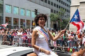 Sonia Manzano à la parade porto-ricaine de New York en juin dernier