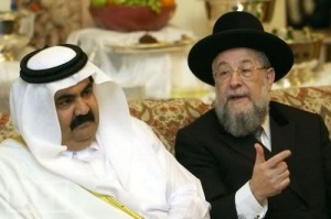 Cheikh Hamad bin Khalifa Al-Thani, Emir du Qatar  le Grand Rabbin de l'entité sioniste, Meir Lau, Chief Rabbi of Israel.